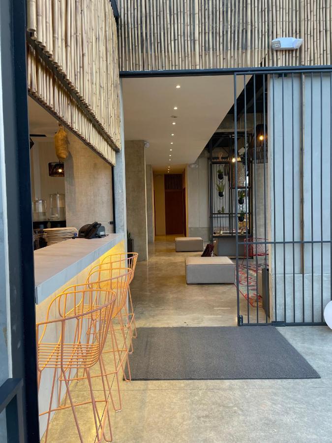 Eolia Sustainable Design Hotel مانتا المظهر الخارجي الصورة