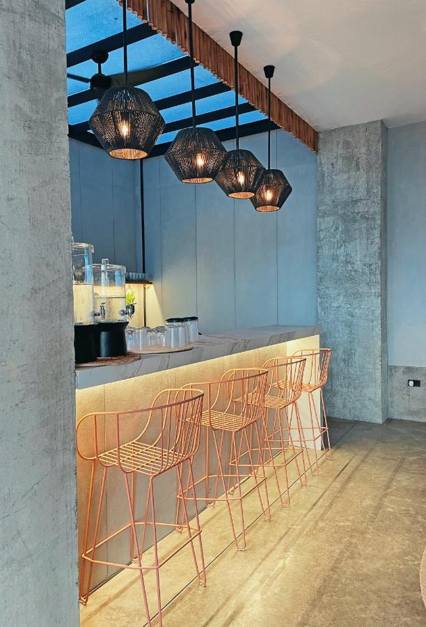 Eolia Sustainable Design Hotel مانتا المظهر الخارجي الصورة