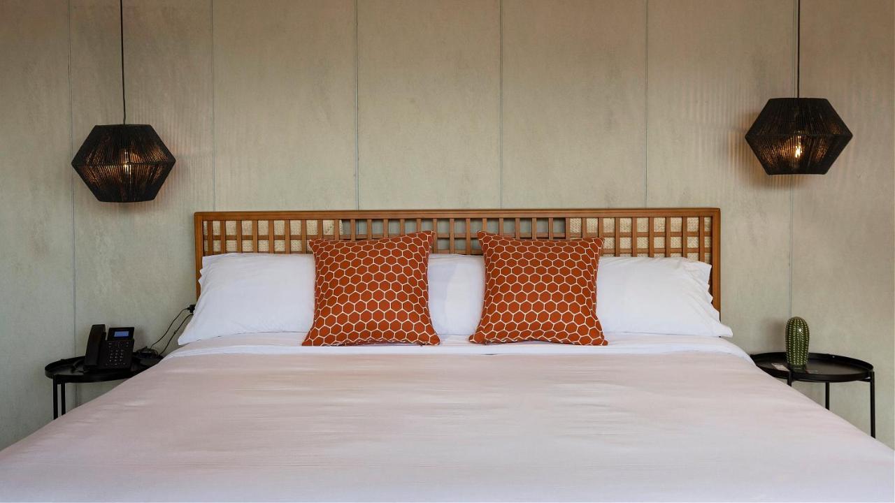 Eolia Sustainable Design Hotel مانتا المظهر الخارجي الصورة